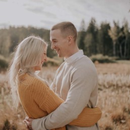 Lovestory Shoot mit Fotografin Martina Feicht, für Portraitshooting und Hochzeit in Passau
