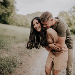 Shooting für Paare zur Verlobung mit Fotografin Martina Feicht, für Lovestorys und Hochzeiten in Passau