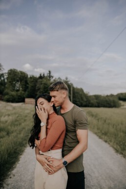 Outdoor Lovestory von Martina Feicht Fotografie, Passau