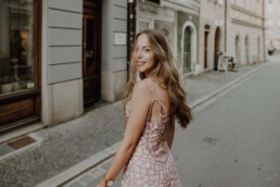 Portraitshooting in der Altstadt von Passau, fotografiert von Martina Feicht Fotografie, Selbstliebe