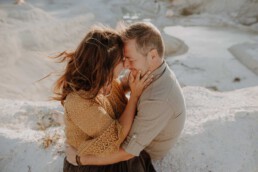 Hochzeitsfotografie in Passau mit einem Paar beim Paarhsooting in Österreich