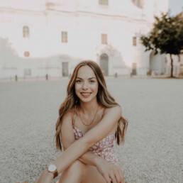 Portraitshooting am Domplatz in Passau fotografiert von Martina Feicht Fotografie