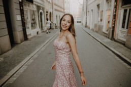 Portraitshooting in der Altstadt von Passau, fotografiert von Martina Feicht Fotografie, Selbstliebe