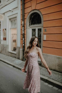 Portraitshooting in der Altstadt von Passau, fotografiert von Martina Feicht Fotografie, Selbstliebe