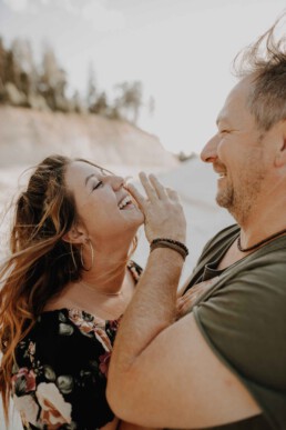 Lovestory in Passau fotografiert mit viel Liebe von Martina Feicht Fotografie, Passau