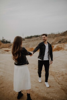 Frühlingsshooting mit dem Paar in Bayern, München fotografiert von Martina Feicht Fotografie