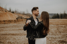 Frühlingsshooting mit dem Paar in Bayern, München fotografiert von Martina Feicht Fotografie