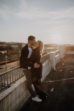 Coupleshooting in München fotografiert beim Date von Martina Feicht Fotografie
