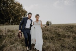Brautpaarshooting bei der standesamtlichen Trauung in Metten in der Nähe vom Grandsberger Hof bei Deggendorf fotografiert von Martina Feicht Fotografie
