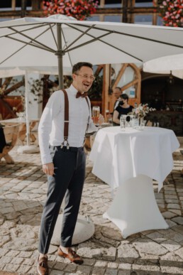 Brautpaarshooting bei der standesamtlichen Trauung in Metten in der Nähe vom Grandsberger Hof bei Deggendorf fotografiert von Martina Feicht Fotografie