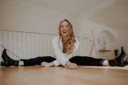 Sinnliches Frauenportrait bei Martina Feicht Fotografie Atelier Passau.