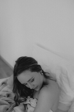 Sinnliches Frauenportrait bei Martina Feicht Fotografie Atelier Passau.